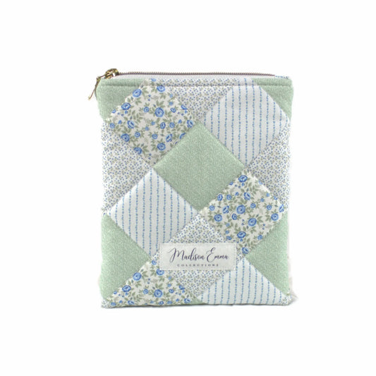 Delilah E-Reader Sleeve