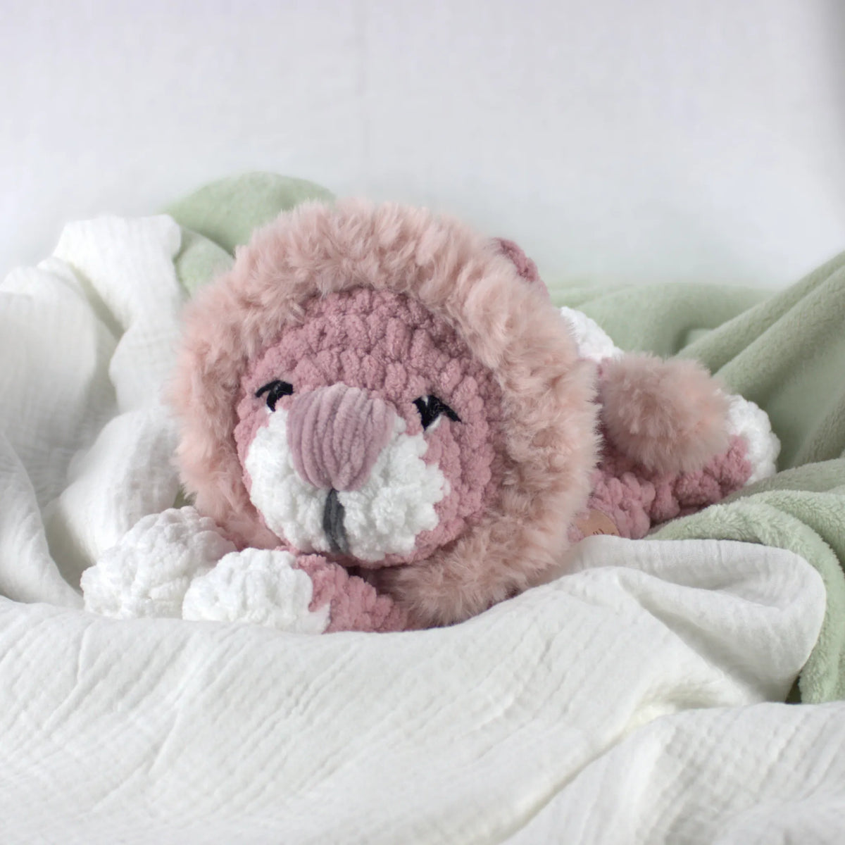 Leah Lion
